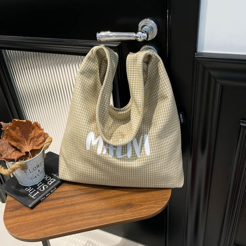 Ретро большая вместительная сумка через плечо женская трендовая модная новая сумка-тоут для студентки колледжа в клетку в стиле колледжа хаки
Ретро большая вместительная сумка через плечо женская трендовая модная новая сумка-тоут для студентки колледжа в клетку в стиле колледжа хаки