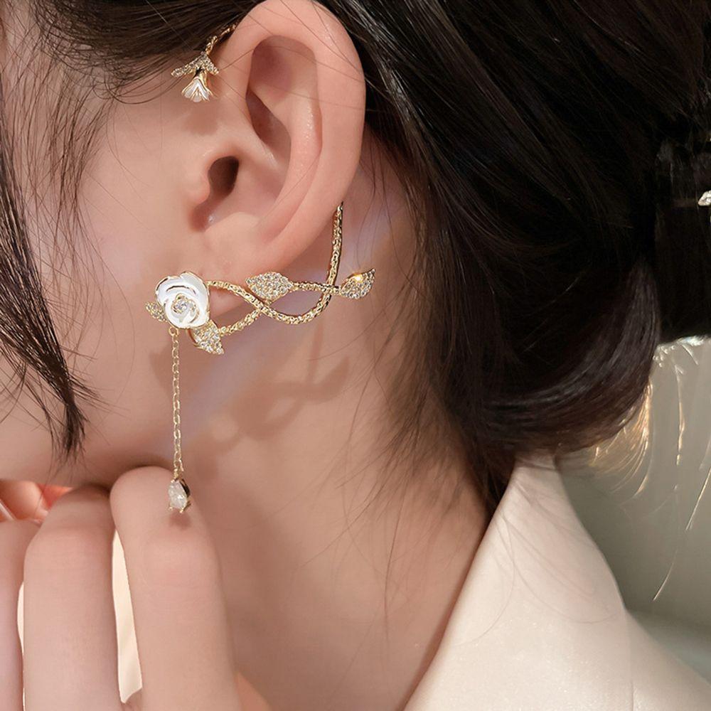 Zircon Long Chain Rose Flower Clip Earring Women Ear Cuff Korean Style Ear Clip Fashion Jewelry
Zircon Long Chain Rose Flower Clip Earring Women Ear Cuff Korean Style Ear Clip Fashion Jewelry