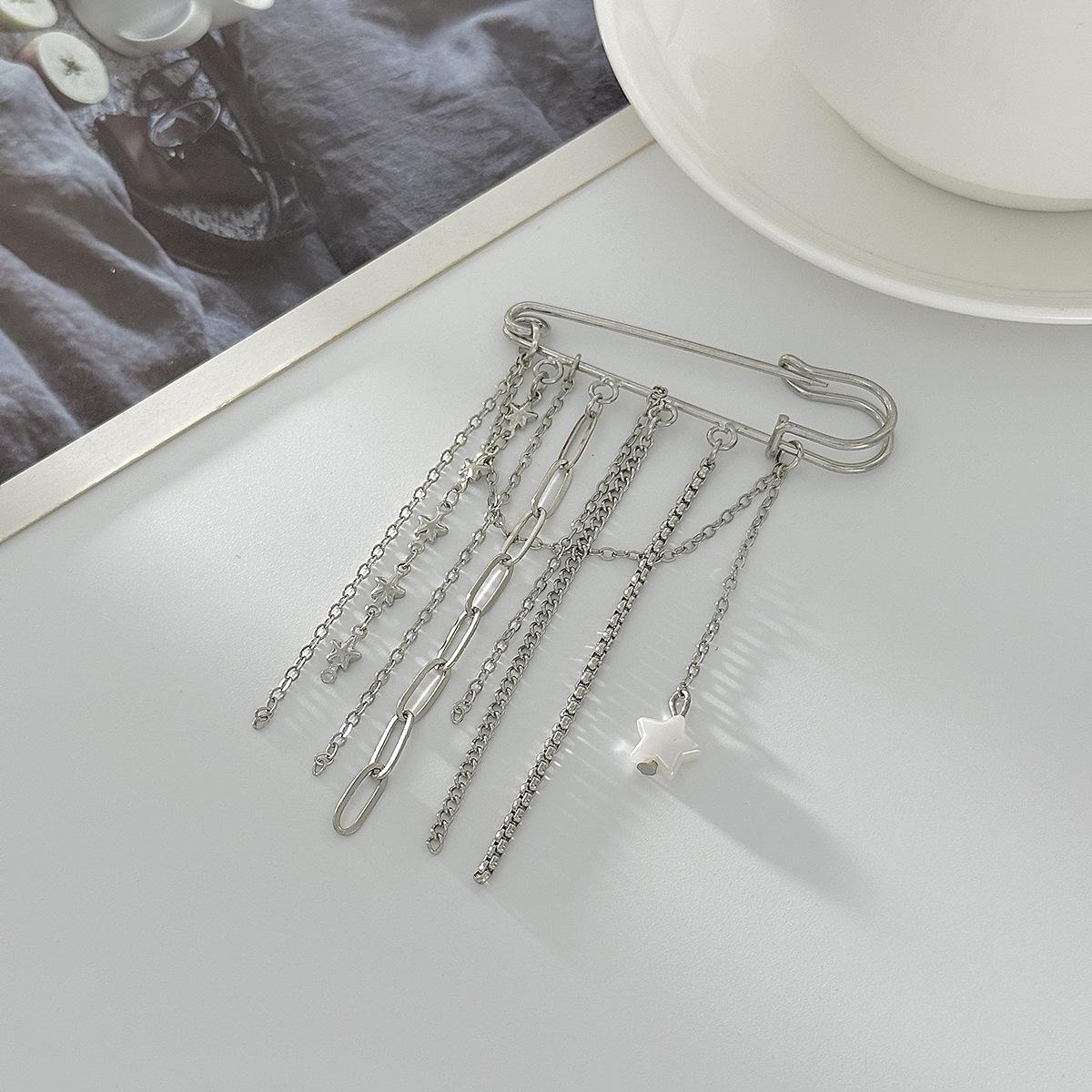 Hip-Hop Niche Metal Chain Fringed Brooch, Creative Pentagram Pendant Pin Pants Anklet
Hip-Hop Niche Metal Chain Fringed Brooch, Creative Pentagram Pendant Pin Pants Anklet