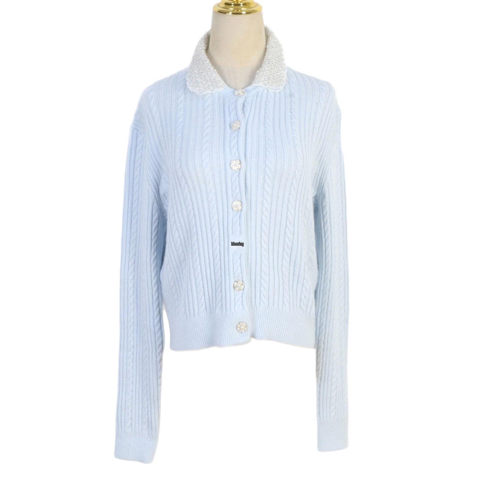 Women s French Pearl Lapel Knit Cardigan: Versatile and Elegant for Spring & Autumn Large
Women s French Pearl Lapel Knit Cardigan: Versatile and Elegant for Spring & Autumn Large