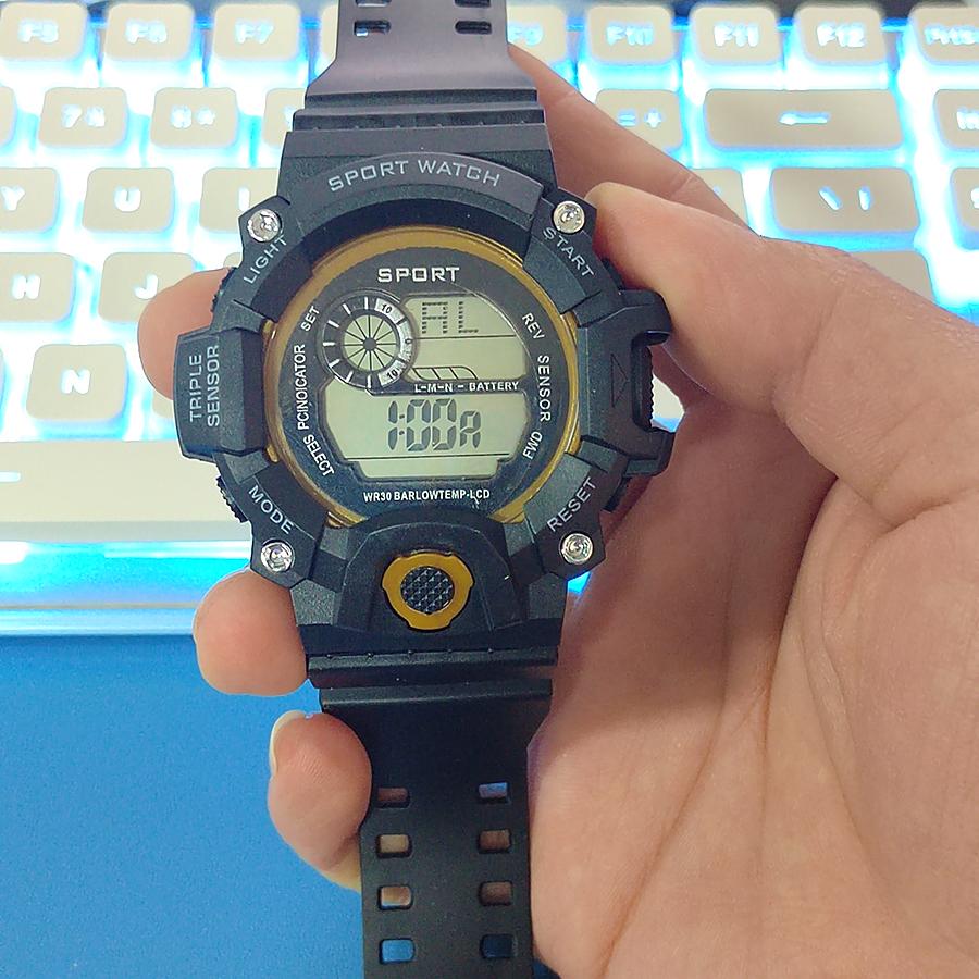 Мужские спортивные часы Наружные многофункциональные водонепроницаемые электронные часы Секундомер Светодиодные цифровые наручные часы Спортивные часы для детей
Мужские спортивные часы Наружные многофункциональные водонепроницаемые электронные часы Секундомер Светодиодные цифровые наручные часы Спортивные часы для детей