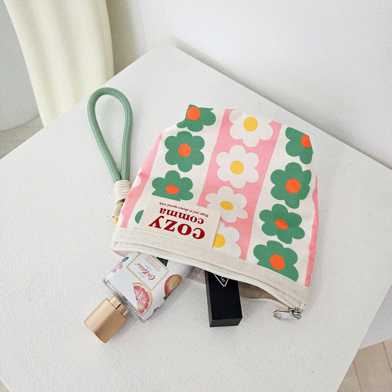 My own custom wrist strap pouch_Flower ST Green Pink 21. Deep Green
My own custom wrist strap pouch_Flower ST Green Pink 21. Deep Green