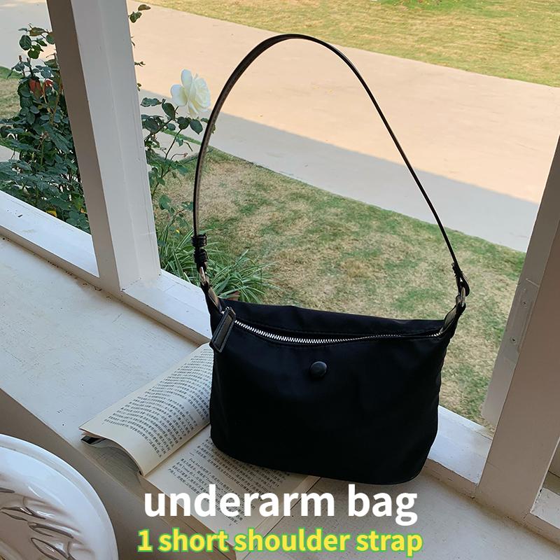 Simple Women s Nyl Shoulder Bags Solid Color Female Lightweight Messenger Bag Fashi Girls Hobos Underarm Bag Purse Handbags
Simple Women s Nyl Shoulder Bags Solid Color Female Lightweight Messenger Bag Fashi Girls Hobos Underarm Bag Purse Handbags