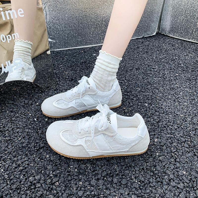 Dexun lace breathable single net sports casual little white shoes women s spring and summer versatile Forrest Gump board shoes 40
Dexun lace breathable single net sports casual little white shoes women s spring and summer versatile Forrest Gump board shoes 40