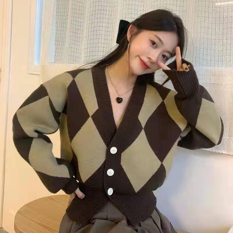 Весенний новый красный сетчатый V-образный вырез вязаный свитер кардиган короткая маленькая куртка ретро темперамент удобный универсальный и модный One size коричневый
Весенний новый красный сетчатый V-образный вырез вязаный свитер кардиган короткая маленькая куртка ретро темперамент удобный универсальный и модный One size коричневый