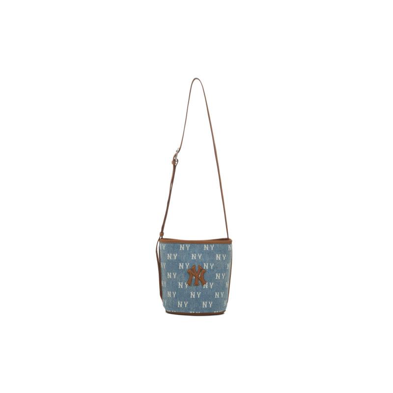 MLB New York Yankees Polyester Bucket Bag Crossbody Bag Shoulder Bag Regular Women s Blue Casual 3ABMMV55N-50BLL Basic Set (Bag) синій
MLB New York Yankees Polyester Bucket Bag Crossbody Bag Shoulder Bag Regular Women s Blue Casual 3ABMMV55N-50BLL Basic Set (Bag) синій