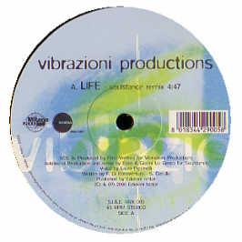 12inch Record VIBRAZIONI PRODUCTIONS - Life RRX005 Roots Records 2000 Italy Dance & Electronica Used
12inch Record VIBRAZIONI PRODUCTIONS - Life RRX005 Roots Records 2000 Italy Dance & Electronica Used