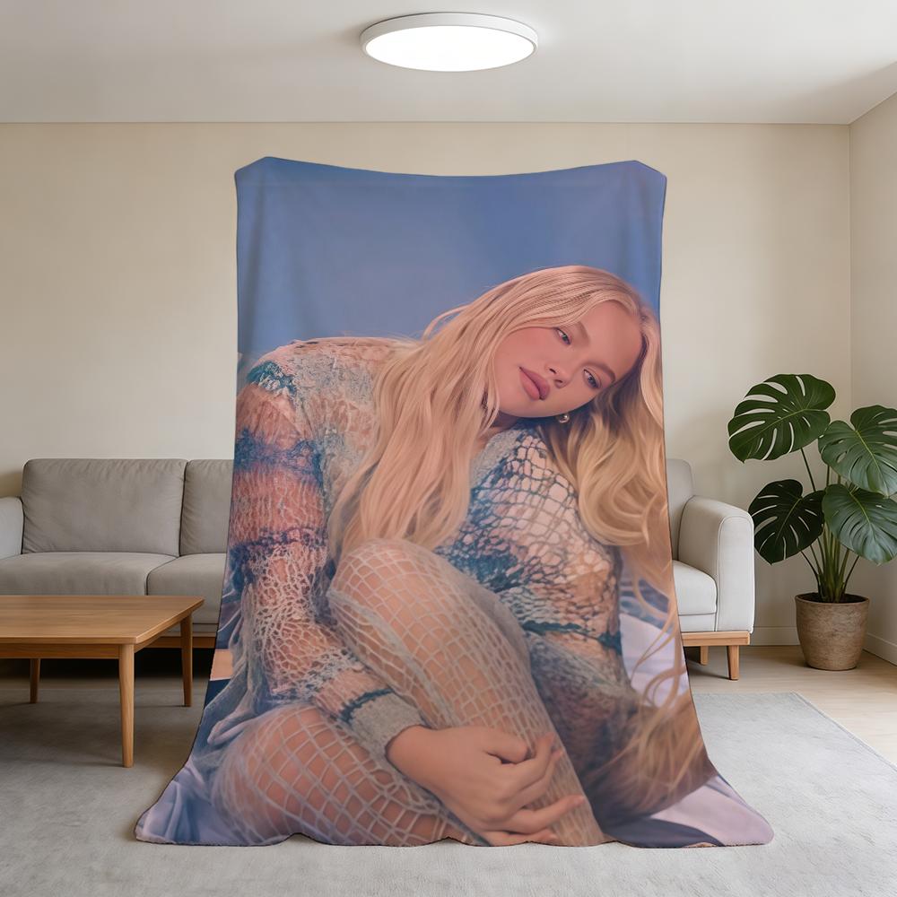 Singer F-Freya Skye Stardust Blanket Super Warm Comfortable Plush Throw Blanket Child Home Sofa Bedroom Gift 75x90cm
Singer F-Freya Skye Stardust Blanket Super Warm Comfortable Plush Throw Blanket Child Home Sofa Bedroom Gift 75x90cm