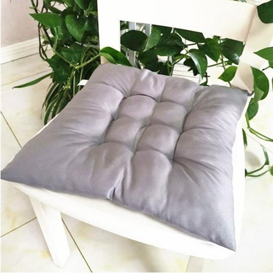 Однотонна шліфована подушка сидіння для офісних, обідніх або татамі стільців - 40/45 см 45x45 cm
Однотонна шліфована подушка сидіння для офісних, обідніх або татамі стільців - 40/45 см 45x45 cm