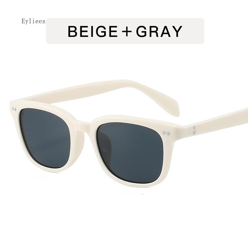 New Ins Popular Fashion Square Candy Color Sunglasses Women Blue Vintage Rivets Men Shades Uv400
New Ins Popular Fashion Square Candy Color Sunglasses Women Blue Vintage Rivets Men Shades Uv400