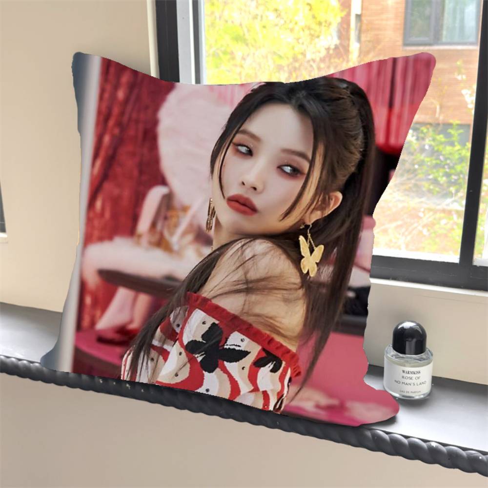 1PC Kpop Singer Soyeo Pillow Case Square Bedroom Sofa Leisure Comfort Cushion Car Home Decoration Pillowcase 40x40 12x12Inch
1PC Kpop Singer Soyeo Pillow Case Square Bedroom Sofa Leisure Comfort Cushion Car Home Decoration Pillowcase 40x40 12x12Inch