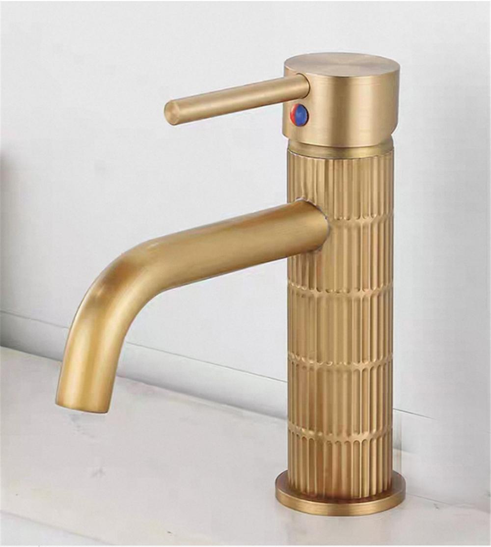 Antique Carved Bathroom Faucet Brass Basin Faucets Hot & Cold Bathroom Sink Faucet Deck Mounted Lavotory Faucet Mixer Water Tap
Antique Carved Bathroom Faucet Brass Basin Faucets Hot & Cold Bathroom Sink Faucet Deck Mounted Lavotory Faucet Mixer Water Tap