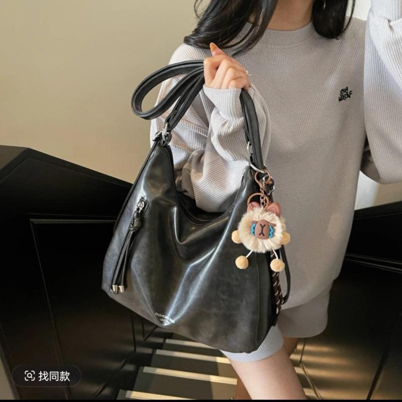 Backpack bag women s new shoulder fashion commuter tote messenger bag casual large-capacity bag single pack чёрный
Backpack bag women s new shoulder fashion commuter tote messenger bag casual large-capacity bag single pack чёрный