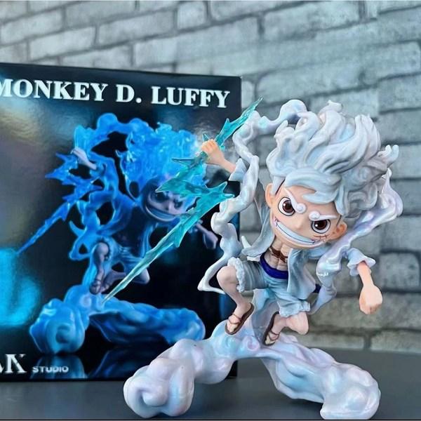 LOVELY Story Story One Piece New Gear 5 SD Nicarupi Фигурки Monkey.DD. Фигурка Луффи, материал ПВХ, 16 см, 1 корейская игрушка.
LOVELY Story Story One Piece New Gear 5 SD Nicarupi Фигурки Monkey.DD. Фигурка Луффи, материал ПВХ, 16 см, 1 корейская игрушка.