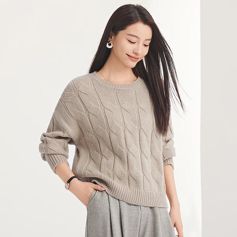 FAPAI Women s 100% Lambswool Solid Round Neck Sweater L
FAPAI Women s 100% Lambswool Solid Round Neck Sweater L
