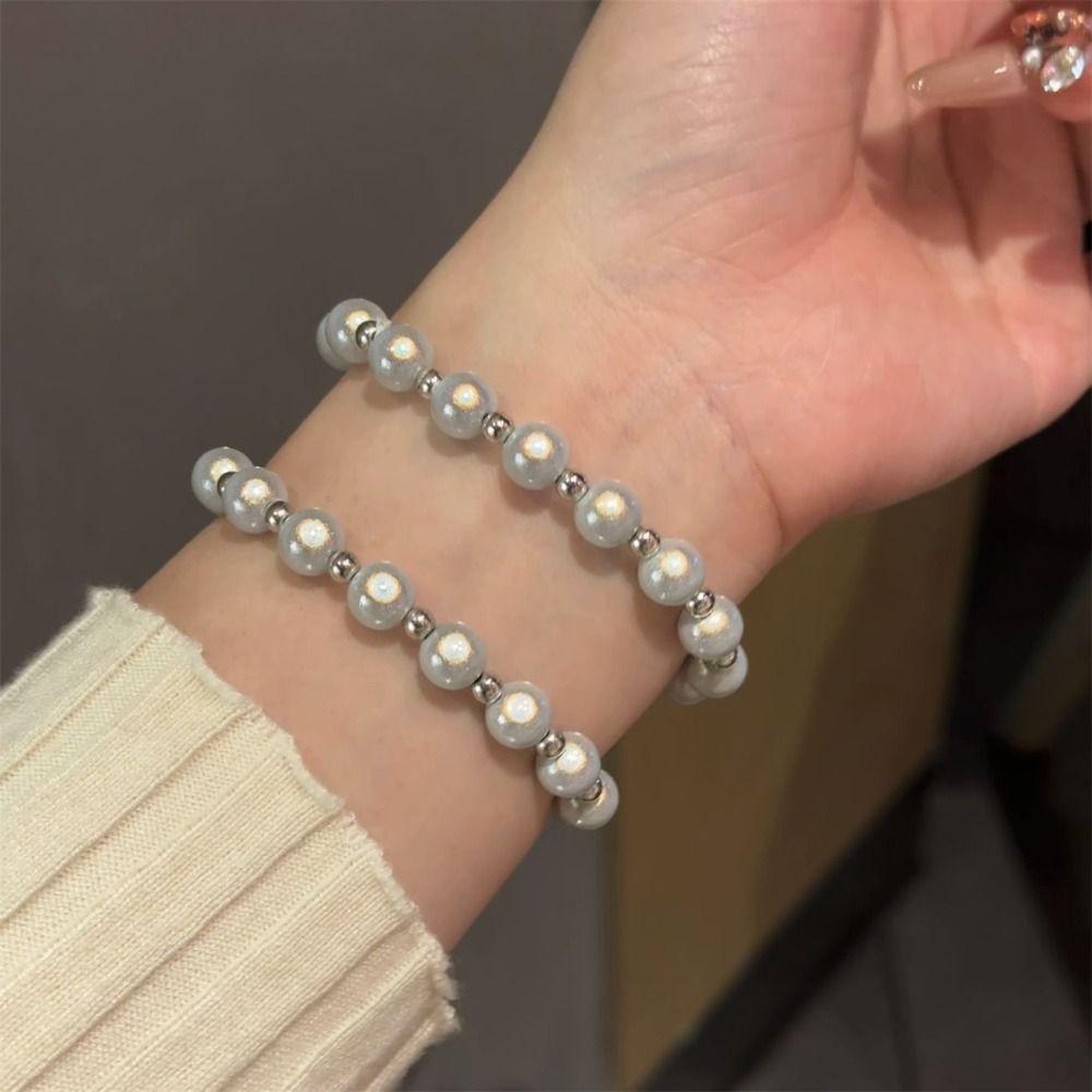 Vintage Pearl Bracelet Women Ornaments Beaded Bangles Fashionable Reflective Beads Bracelet Lady 8mm 18Pcs
Vintage Pearl Bracelet Women Ornaments Beaded Bangles Fashionable Reflective Beads Bracelet Lady 8mm 18Pcs