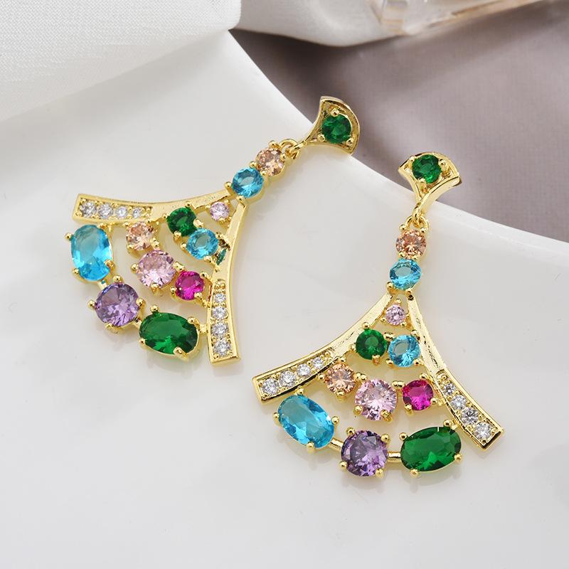 Красочные серьги из серебра 925 пробы с иглами, маленькая юбка, модные серьги для женщин, темпераментные серьги, подвески для женщин, свадебный подарок
Красочные серьги из серебра 925 пробы с иглами, маленькая юбка, модные серьги для женщин, темпераментные серьги, подвески для женщин, свадебный подарок