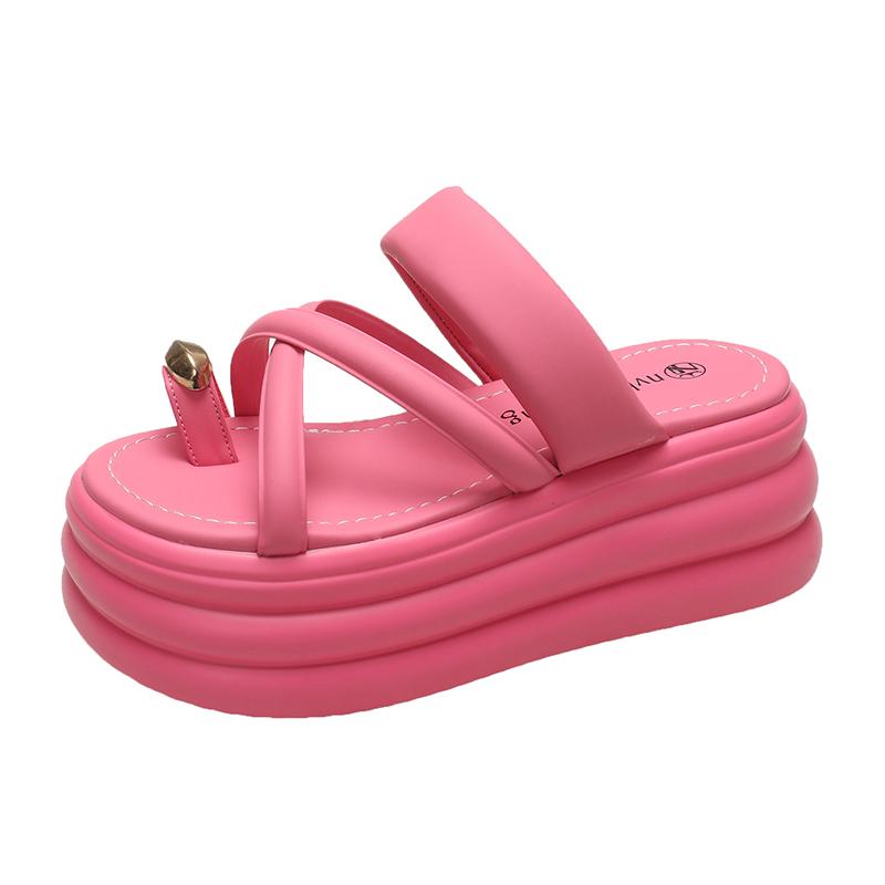 Модные повседневные пляжные тапочки на танкетке для женщин, новые летние нескользящие сандалии на платформе, женские открытые носки, удобные женские шлепанцы с застежкой-липучкой 36
Модные повседневные пляжные тапочки на танкетке для женщин, новые летние нескользящие сандалии на платформе, женские открытые носки, удобные женские шлепанцы с застежкой-липучкой 36