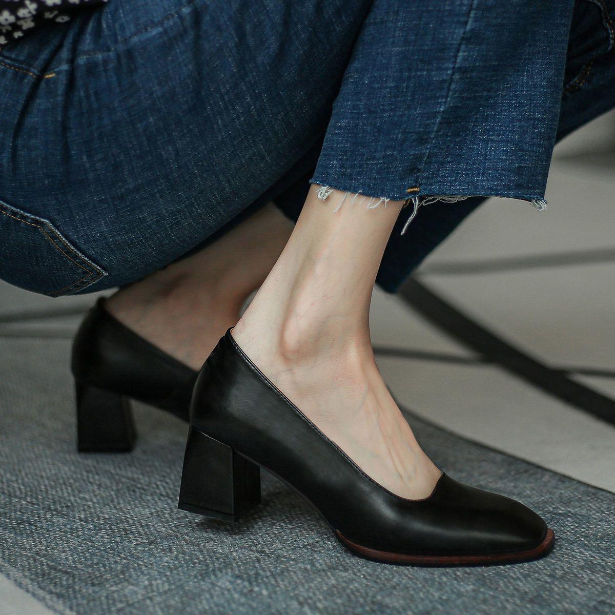 Женская летняя обувь на высоком каблуке, туфли для женщин 2024 года, туфли-лодочки с квадратным носком, мокасины для офиса на каблуке, белые, повседневные, без шнуровки, не весна 39
Женская летняя обувь на высоком каблуке, туфли для женщин 2024 года, туфли-лодочки с квадратным носком, мокасины для офиса на каблуке, белые, повседневные, без шнуровки, не весна 39