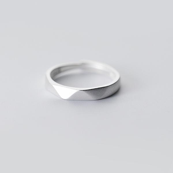 Modian Couples Black Single Ring Classic 925 Silver Adjustable Finger Rings For Women Wedding Jewelry resizable
Modian Couples Black Single Ring Classic 925 Silver Adjustable Finger Rings For Women Wedding Jewelry resizable