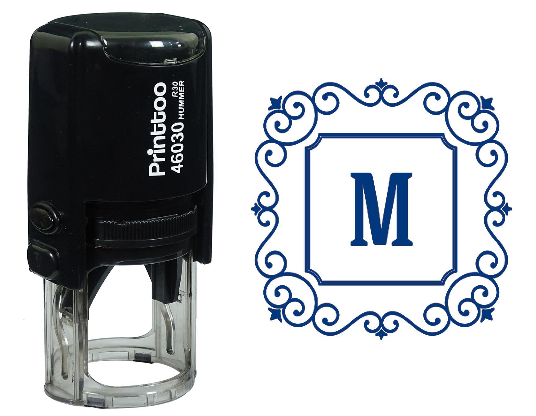 Printtoo Алфавіт M Монограма Ініціал Квадратна Рамка з Завитками Самонабірна Гумова Печатка Офіс 30 mm Diameter (Approx) синій
Printtoo Алфавіт M Монограма Ініціал Квадратна Рамка з Завитками Самонабірна Гумова Печатка Офіс 30 mm Diameter (Approx) синій
