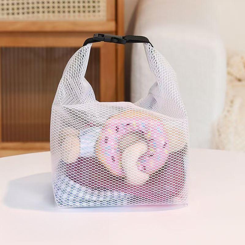 New Waterproof Storage Bag for Travel Gym Clothes Swimming Bathroom Large Capacity Pouch for Outdoor Hiking KTB S білий
New Waterproof Storage Bag for Travel Gym Clothes Swimming Bathroom Large Capacity Pouch for Outdoor Hiking KTB S білий