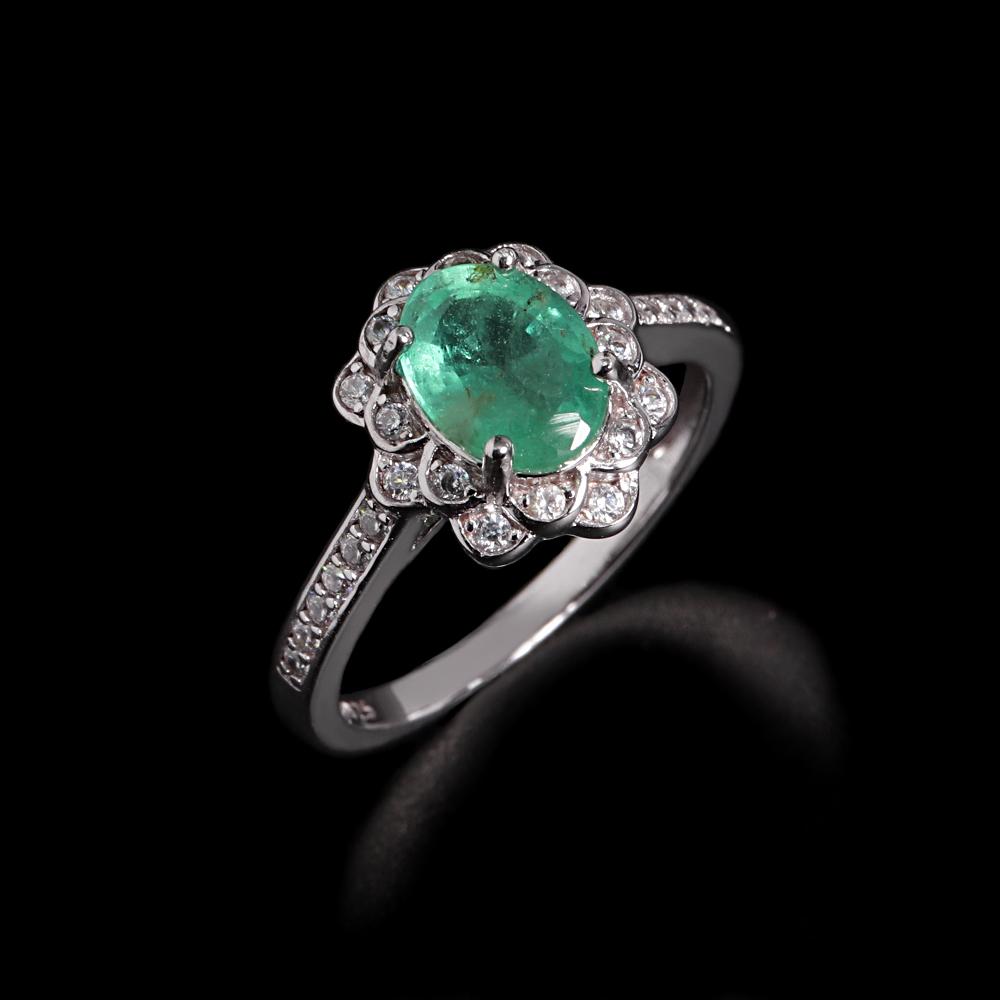 925 sterling silver Ring natural oval 6*8mm Emerald Flower shape design fine jewelry for women s Anniversary and Banquet gifts US RING SIZE:10# зелений
925 sterling silver Ring natural oval 6*8mm Emerald Flower shape design fine jewelry for women s Anniversary and Banquet gifts US RING SIZE:10# зелений