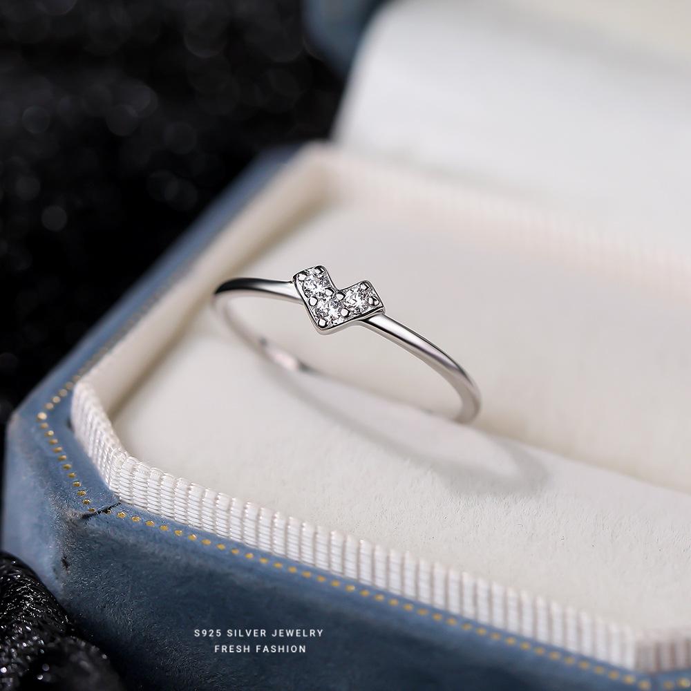 925 Sterling Silver Minimalism Romantic Hearts Zirconia Ring Classic Basic Style Wedding Rings For Women Fine Jewelry срібний
925 Sterling Silver Minimalism Romantic Hearts Zirconia Ring Classic Basic Style Wedding Rings For Women Fine Jewelry срібний