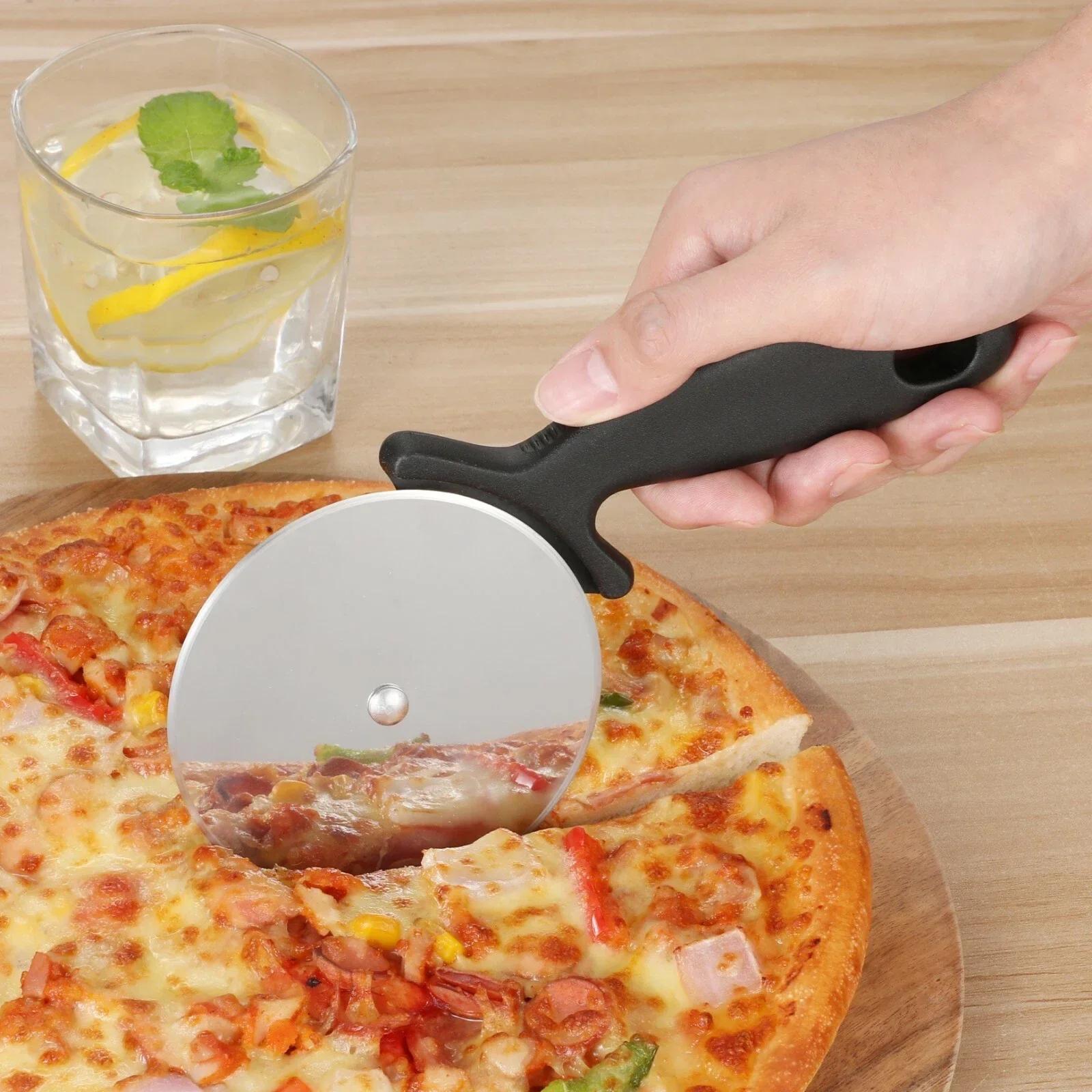 Stainless Steel Pizza Cutters Kitchen Accessories Pastry Roller Cutter Pizza Knife Cookie Cake Roller Wheel Scissor Cutting Tool
Stainless Steel Pizza Cutters Kitchen Accessories Pastry Roller Cutter Pizza Knife Cookie Cake Roller Wheel Scissor Cutting Tool