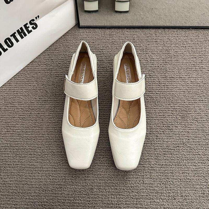 Skirt shallow mouth new Mary Jane shoes women s 2025 square head with gentle single shoes small leather shoes spring and autumn 40
Skirt shallow mouth new Mary Jane shoes women s 2025 square head with gentle single shoes small leather shoes spring and autumn 40