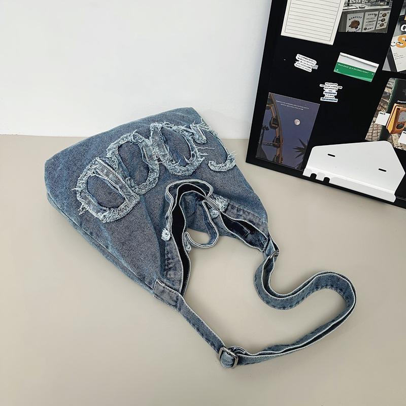 Men s and women s casual fashion bags, new fashion casual denim tote bags, fashion sense niche casual crossbody bags
Men s and women s casual fashion bags, new fashion casual denim tote bags, fashion sense niche casual crossbody bags