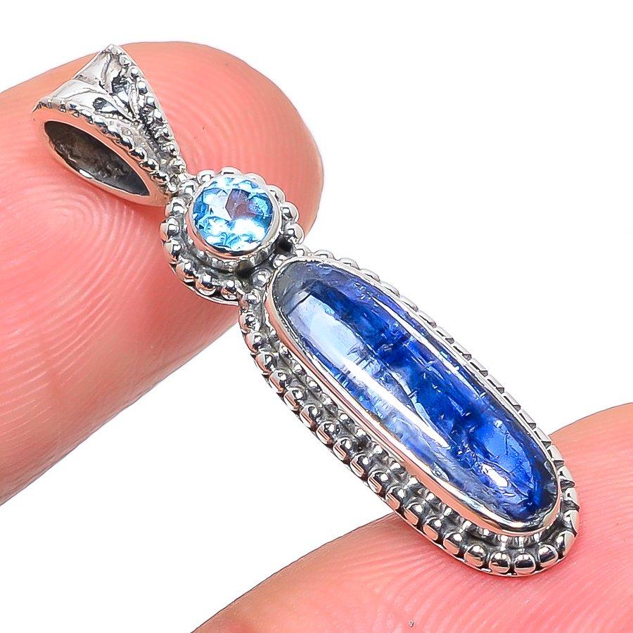 Natural Kyanite,Blue Topaz Gemstone 925 Solid Sterling Silver Pendant 1.38 y6c10
Natural Kyanite,Blue Topaz Gemstone 925 Solid Sterling Silver Pendant 1.38 y6c10