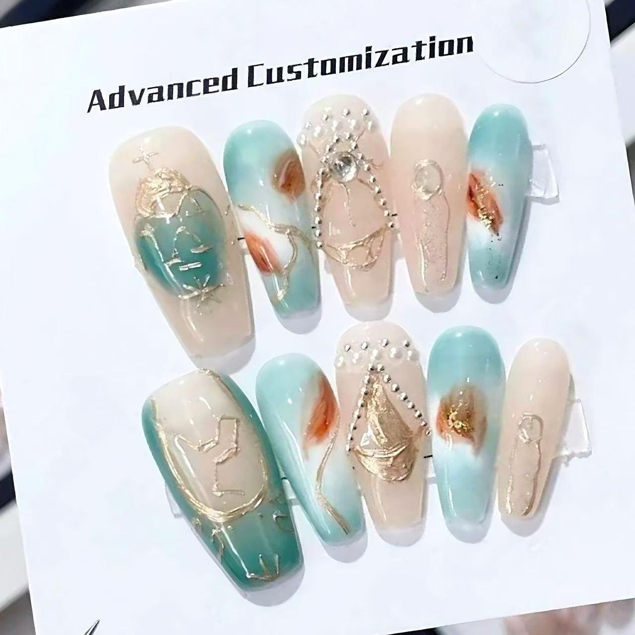 Libra Emerald Ombre Cat Eye Press-On Nails with Gilded Lines - Spring Collection 
Libra Emerald Ombre Cat Eye Press-On Nails with Gilded Lines - Spring Collection
