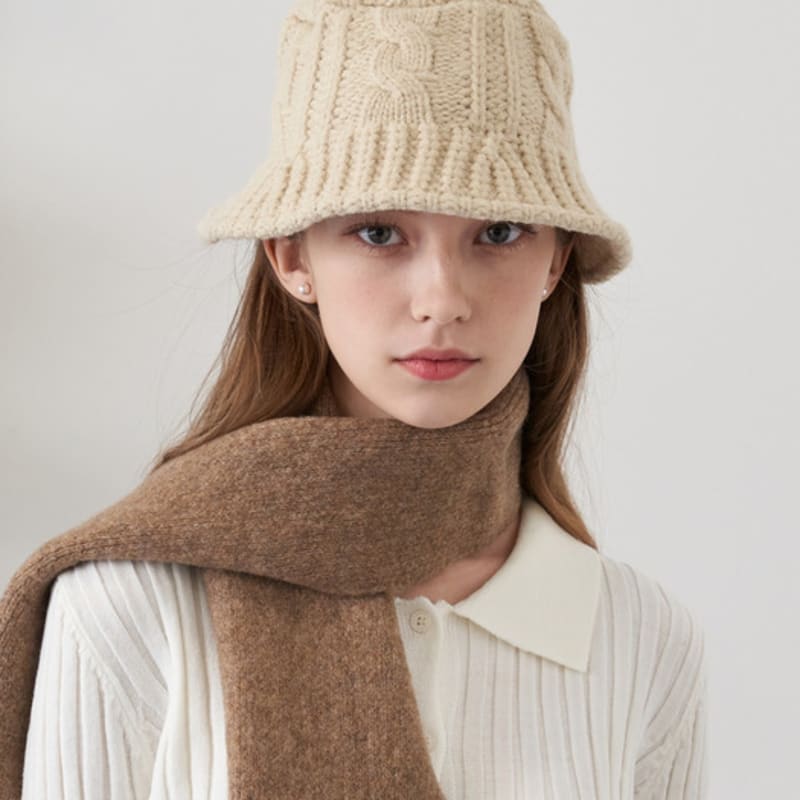 MANES Miot Knit Bucket Hat (5color) Brown
MANES Miot Knit Bucket Hat (5color) Brown