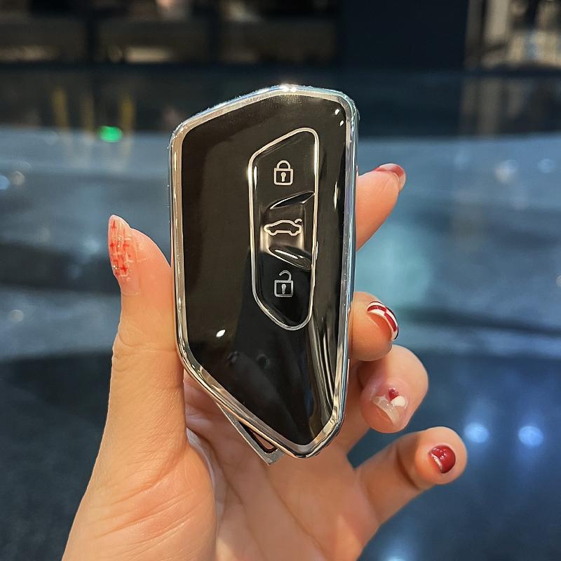 Модный чехол для автомобильного ключа из ТПУ для VW Volkswagen Golf 8 ID3 ID4 Cupra Skoda Octavia A8 SEAT Leon MK4 Formentor Keychain
Модный чехол для автомобильного ключа из ТПУ для VW Volkswagen Golf 8 ID3 ID4 Cupra Skoda Octavia A8 SEAT Leon MK4 Formentor Keychain