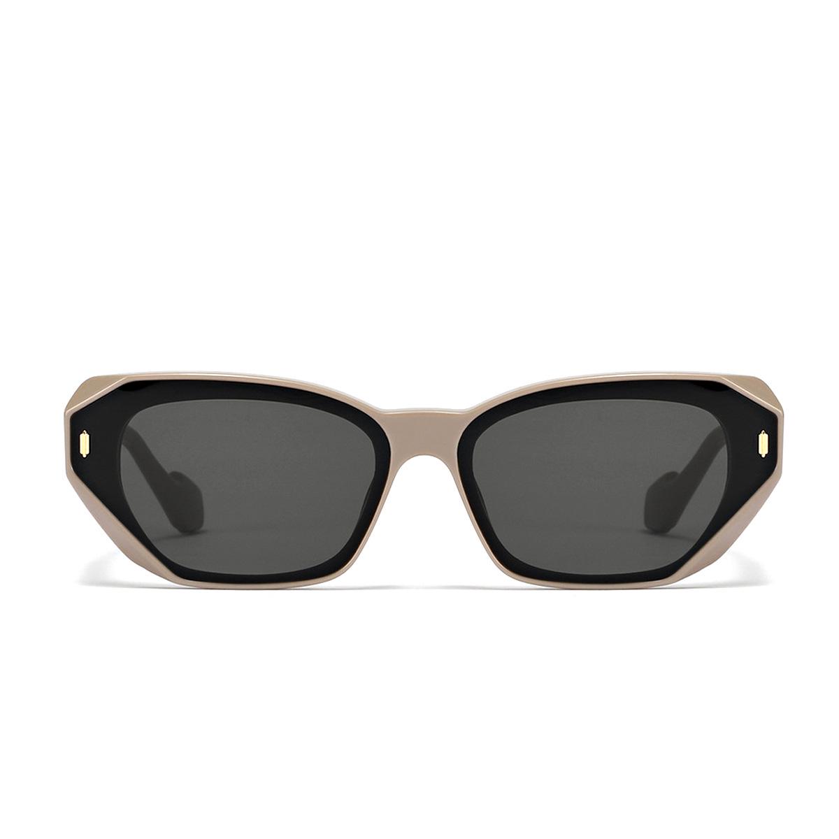 XunGe Cat-Eye Sunglasses with Rivets - 2023 Trendy Street Style for Men & Women
XunGe Cat-Eye Sunglasses with Rivets - 2023 Trendy Street Style for Men & Women