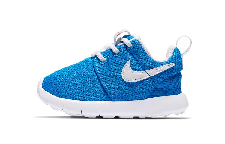 Nike Roshe One Low top Toddler Shoes White Blue Infant And Toddler 749430-422 23.5
Nike Roshe One Low top Toddler Shoes White Blue Infant And Toddler 749430-422 23.5