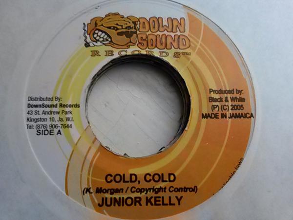 7inch Record JUNIOR KELLY / FIREHOUSE CREW - Cold Cold / Dutty Rub Riddim NONE Down Sound Reco 2005 Jamaica Reggae, Ska & Dub Used
7inch Record JUNIOR KELLY / FIREHOUSE CREW - Cold Cold / Dutty Rub Riddim NONE Down Sound Reco 2005 Jamaica Reggae, Ska & Dub Used
