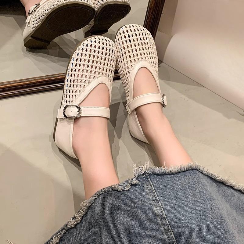 Sneakers, Flat Sole, Soft Bottom, Mesh Surface, Openwork Design, Sandals, Children s Shoes 31
Sneakers, Flat Sole, Soft Bottom, Mesh Surface, Openwork Design, Sandals, Children s Shoes 31