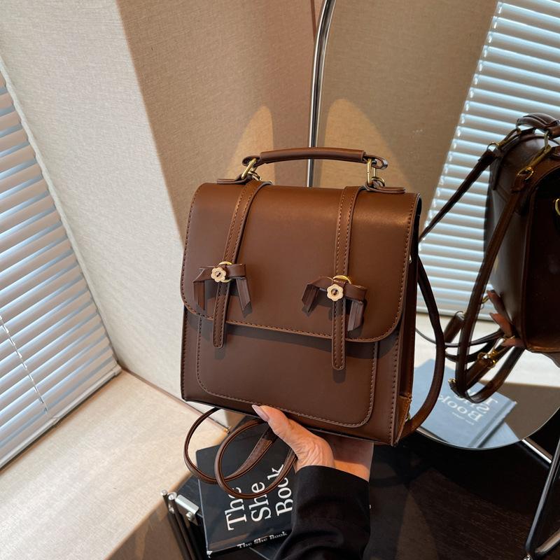 Британский ретро рюкзак женский новый осенне-зимний студенческий рюкзак многофункциональный школьный рюкзак сумка темно-коричневого
Британский ретро рюкзак женский новый осенне-зимний студенческий рюкзак многофункциональный школьный рюкзак сумка темно-коричневого