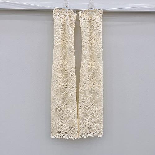 Summer Thin Lace Arm Warmers for Women Girls Soft Driving Sunscreen Long-Sleeved Outdoor Solid Color Riding Sleeves Arm Warmer One Size
Summer Thin Lace Arm Warmers for Women Girls Soft Driving Sunscreen Long-Sleeved Outdoor Solid Color Riding Sleeves Arm Warmer One Size