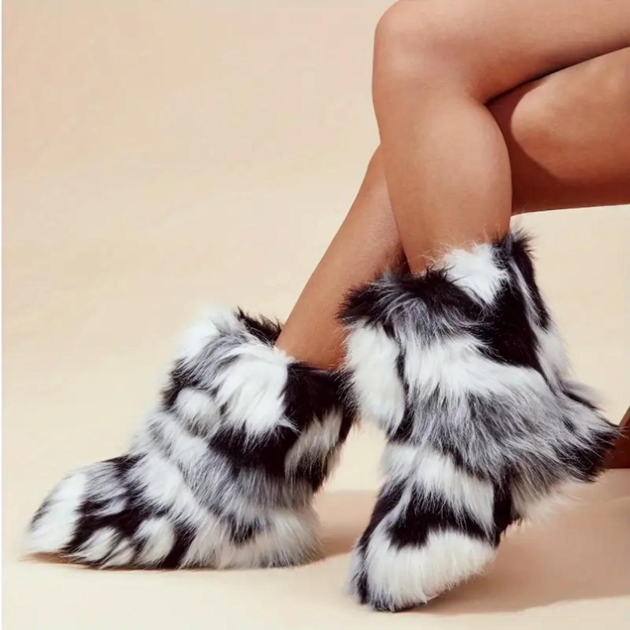 Європейський та американський стиль штучне хутро до середини ікри снігові чоботи - Теплі, морозостійкі, великих розмірів для осені та зими 36
Європейський та американський стиль штучне хутро до середини ікри снігові чоботи - Теплі, морозостійкі, великих розмірів для осені та зими 36