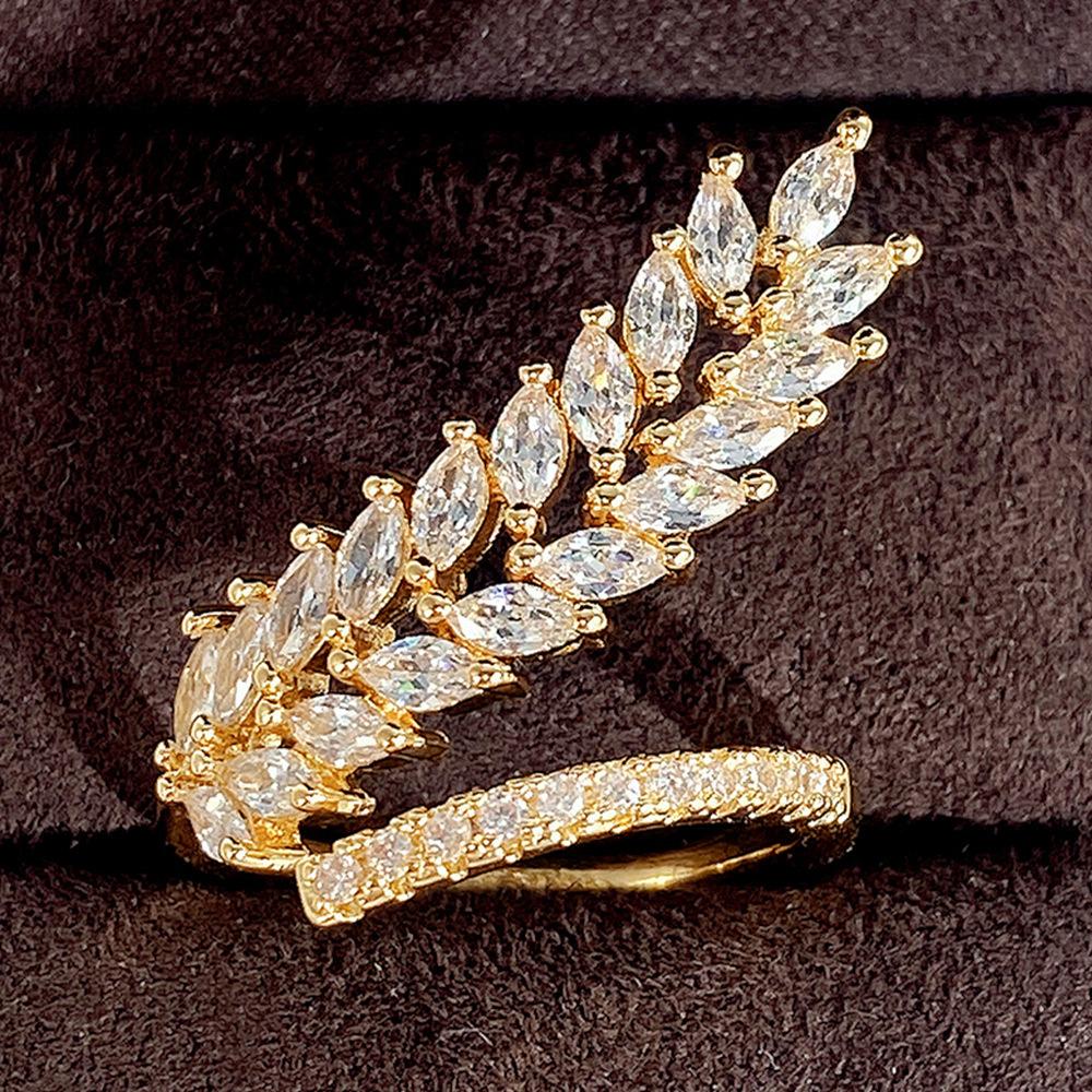 2026 New Ruili Magazine Open Ring Creative Wheat Ear Shaped Full Diamond Women s Ring Light Luxury Sparkling Cubic Zirconia Ring resizable
2026 New Ruili Magazine Open Ring Creative Wheat Ear Shaped Full Diamond Women s Ring Light Luxury Sparkling Cubic Zirconia Ring resizable