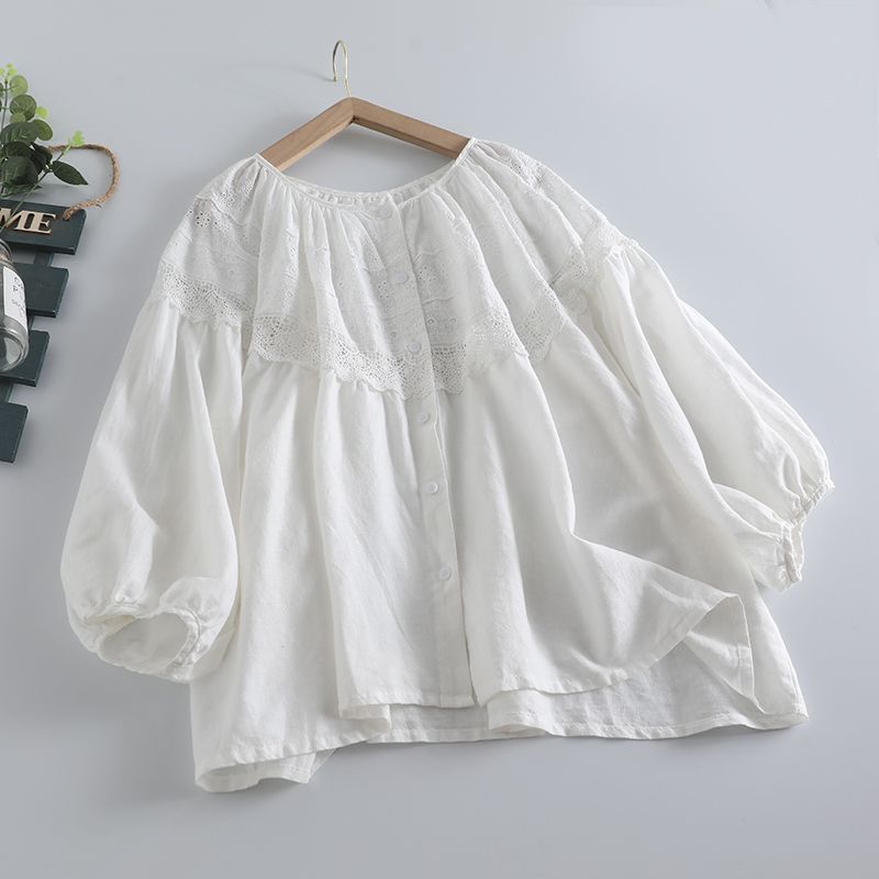 Early Autumn New Arrival Lace Patchwork Puff Sleeves Cotton Cardigan Women s Loose Mori Girl s Fresh Plus Size Long Sleeve Top White One size
Early Autumn New Arrival Lace Patchwork Puff Sleeves Cotton Cardigan Women s Loose Mori Girl s Fresh Plus Size Long Sleeve Top White One size