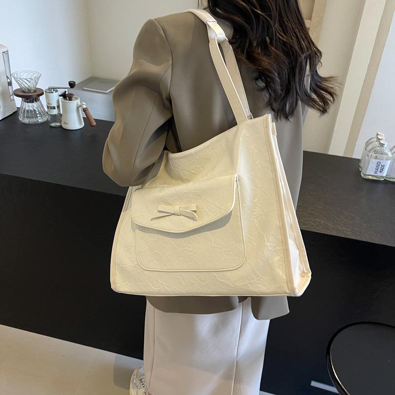 Повседневная сумка большой вместимости женская 2024 новая корейская версия универсальная сумка через плечо для поездок на работу студенческий рюкзак сумка-тоут бежевый
Повседневная сумка большой вместимости женская 2024 новая корейская версия универсальная сумка через плечо для поездок на работу студенческий рюкзак сумка-тоут бежевый