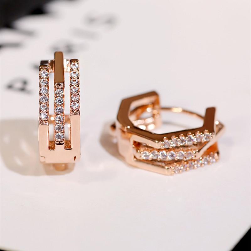 Huitan Rose Gold Color Hoop Earrings Geometric Shaped Cubic Zirconia Earrings for Women Temperament Accessories Trendy Zircon
Huitan Rose Gold Color Hoop Earrings Geometric Shaped Cubic Zirconia Earrings for Women Temperament Accessories Trendy Zircon