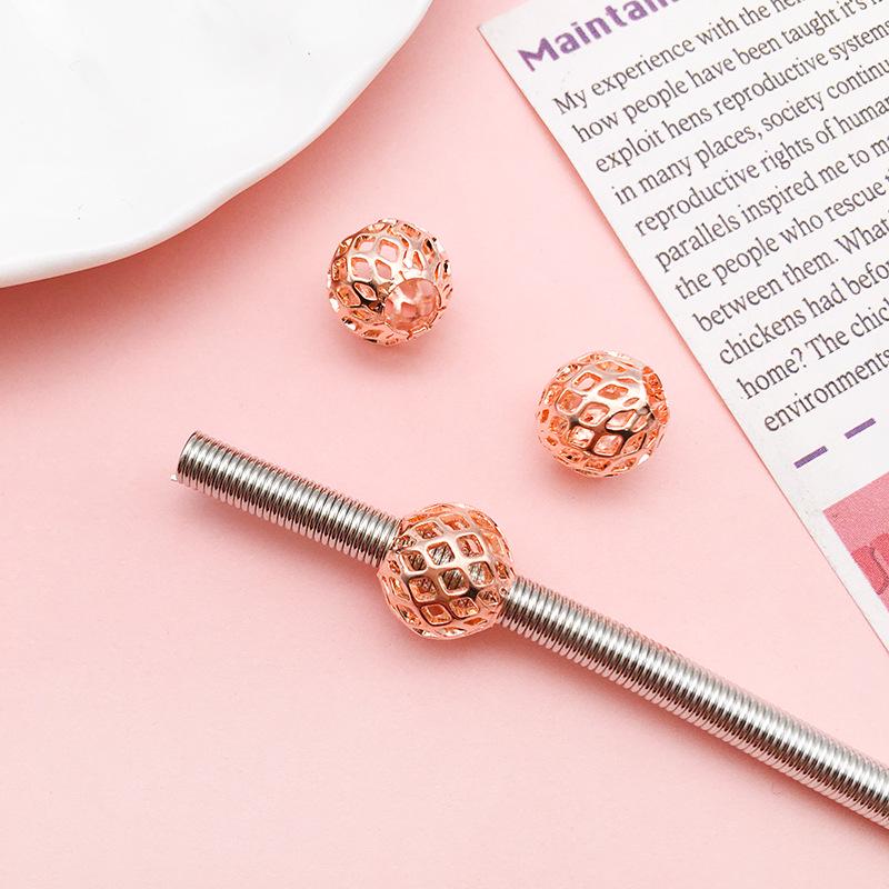 Медная полая бусина-разделитель в виде цветка диаметром 8 мм с отверстием 4 мм для самостоятельного изготовления браслетов
Медная полая бусина-разделитель в виде цветка диаметром 8 мм с отверстием 4 мм для самостоятельного изготовления браслетов