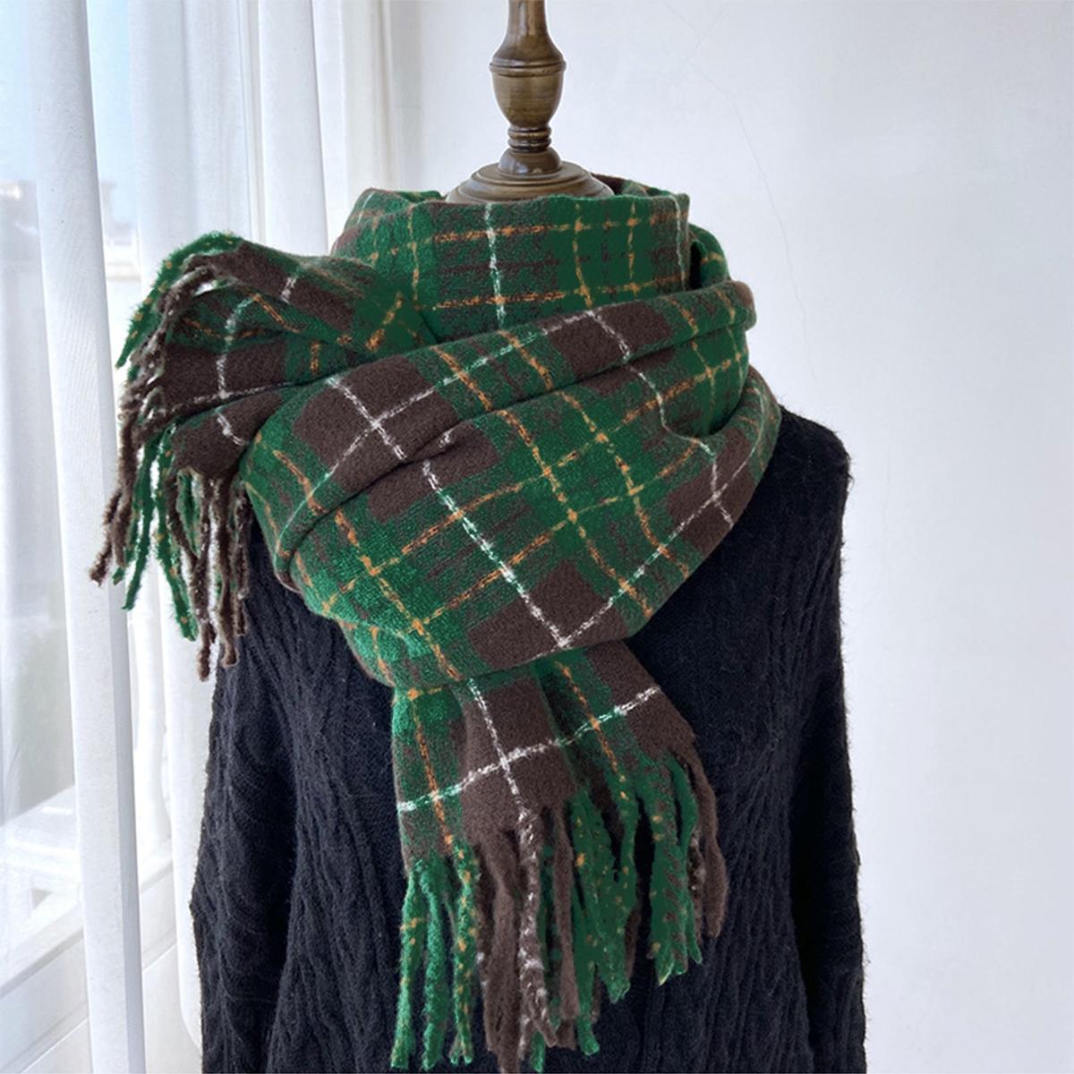 Vintage Plaid Printed Scarf Shawls Women Winter Warm Wraps Lady Fashion Pashmina Scarf Soft Cashmere Mufflur Neckerchief Unisex
Vintage Plaid Printed Scarf Shawls Women Winter Warm Wraps Lady Fashion Pashmina Scarf Soft Cashmere Mufflur Neckerchief Unisex