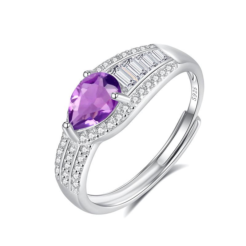 Fashion light luxury natural stone ring s925 sterling silver niche high-end European and American open crystal ring daily gifts live
Fashion light luxury natural stone ring s925 sterling silver niche high-end European and American open crystal ring daily gifts live
