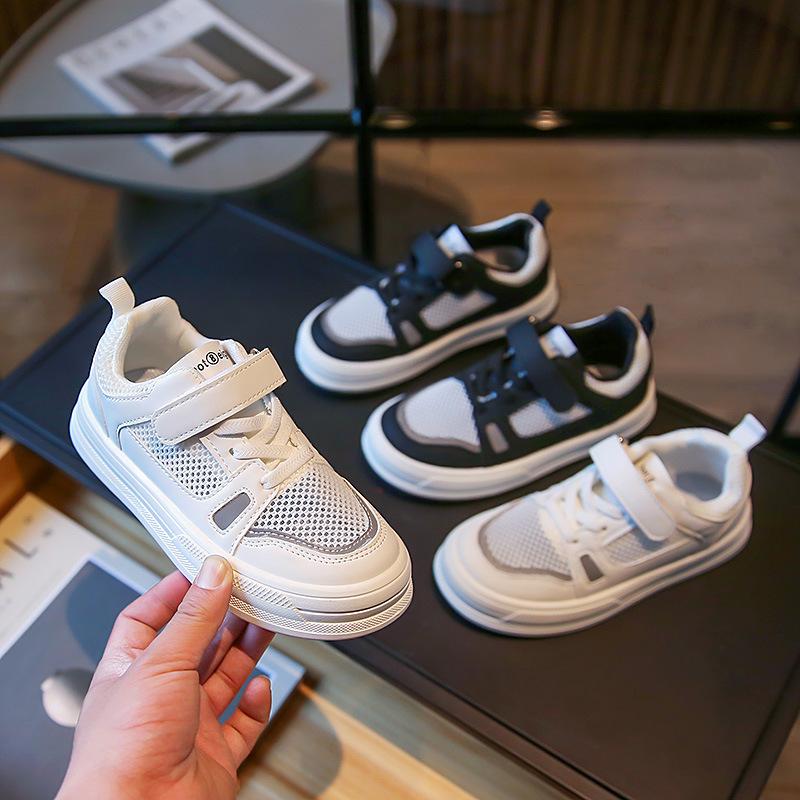 Обувь для мальчиков и девочек, легкая детская обувь для бега, кроссовки, кожаная обувь, летняя обувь
Обувь для мальчиков и девочек, легкая детская обувь для бега, кроссовки, кожаная обувь, летняя обувь